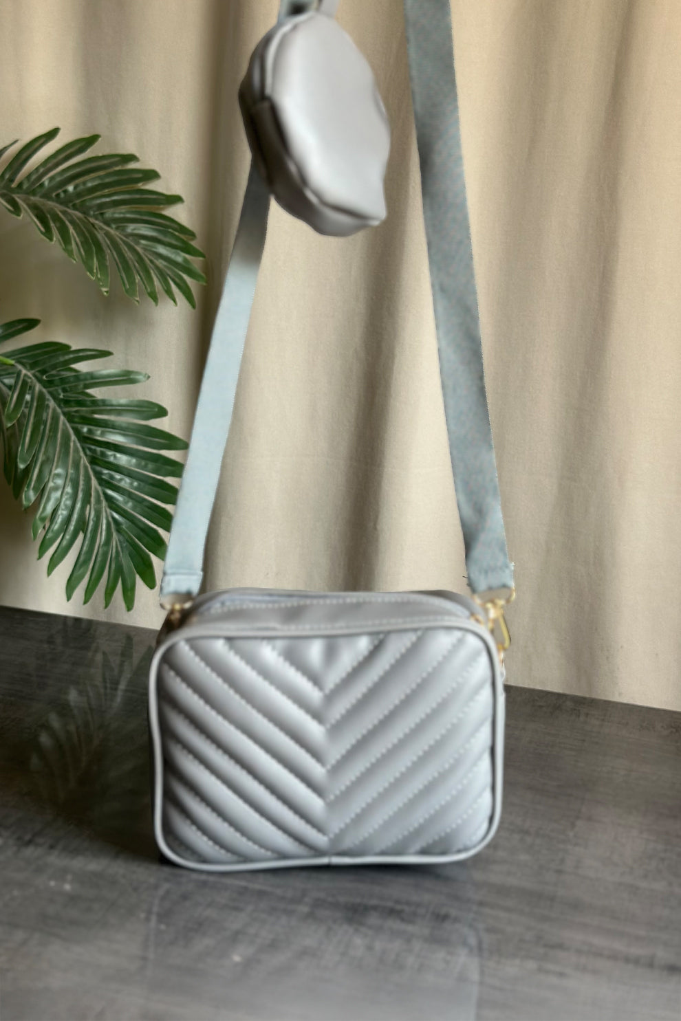 Zubali Crossbody Chevron Coin - Grey