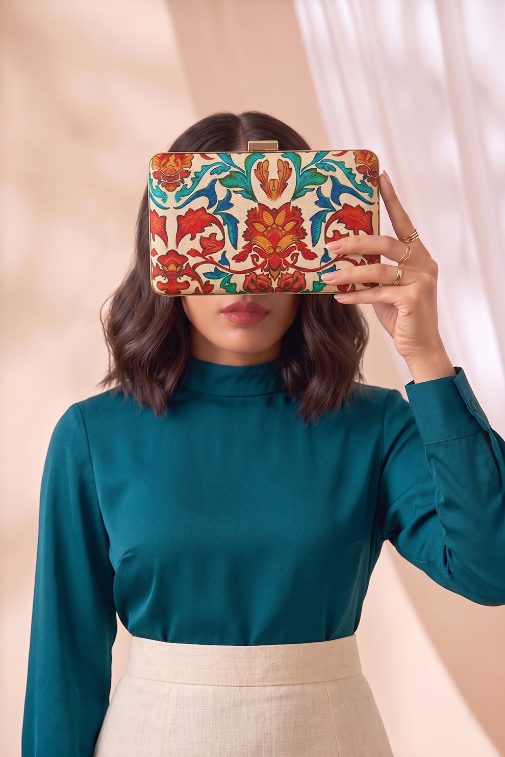 Zubali Clutch Antique Art