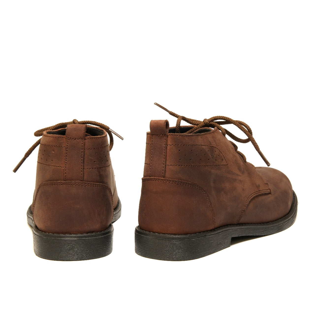 Oily Leather Chukka Boots